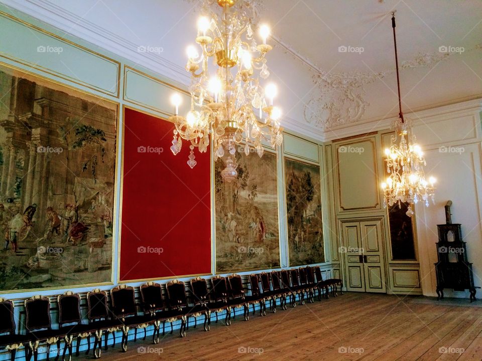 Chandalier room