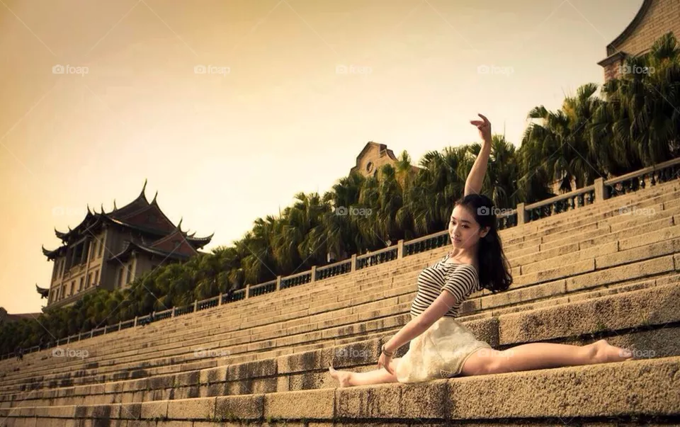 Dance 