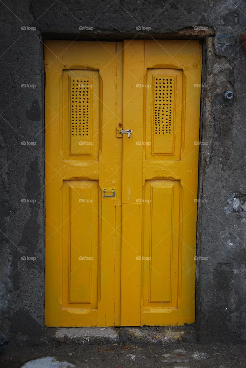 DOORS