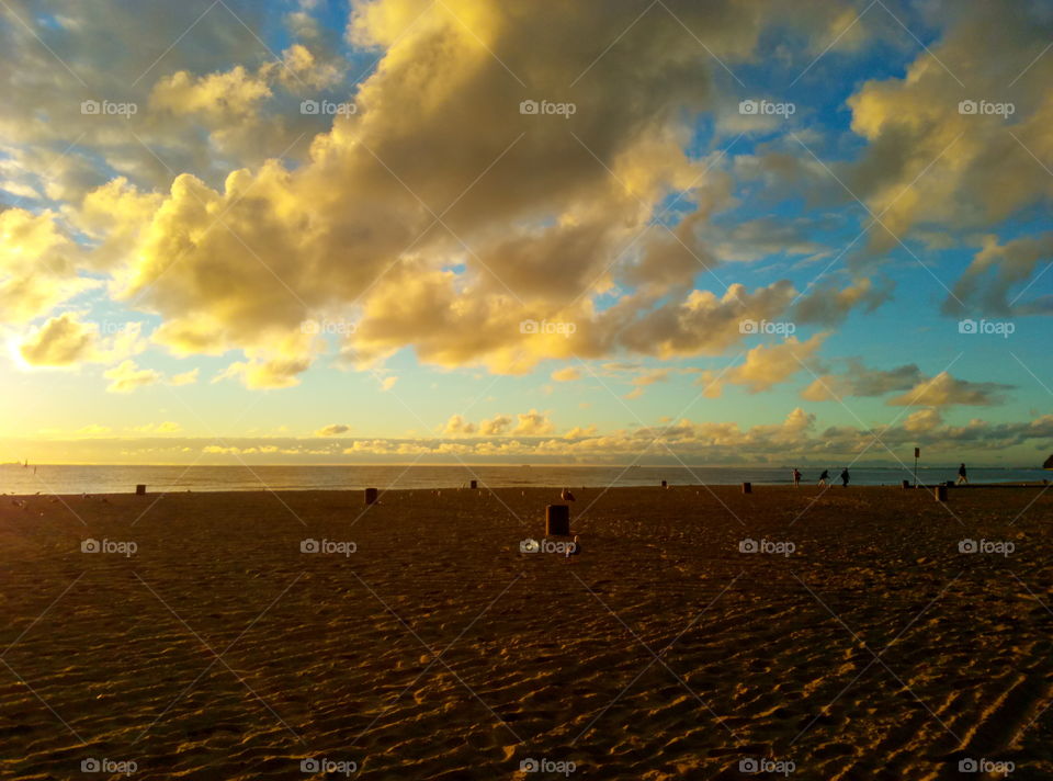 Bright morning on the beach 