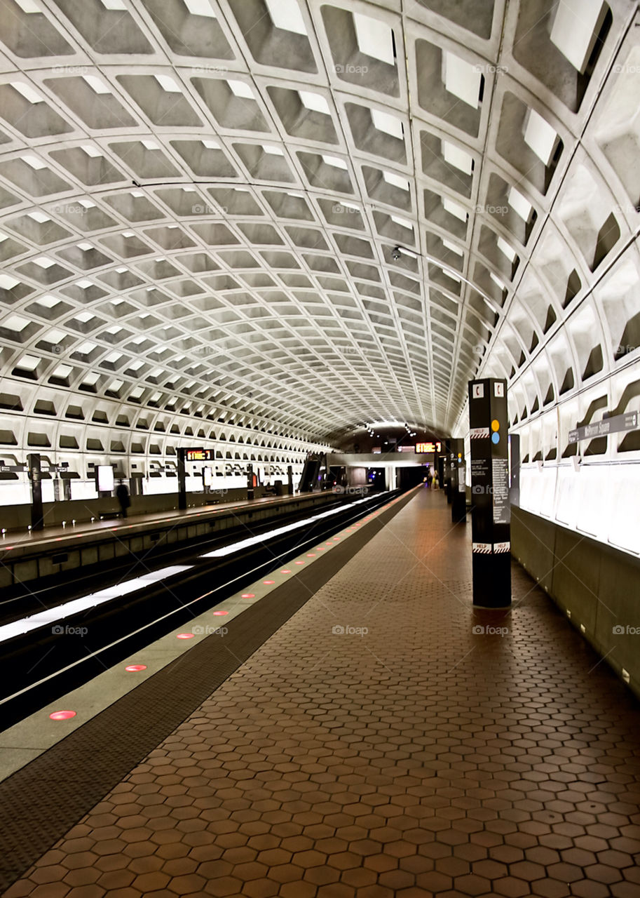 underground train station metro by hollyau92