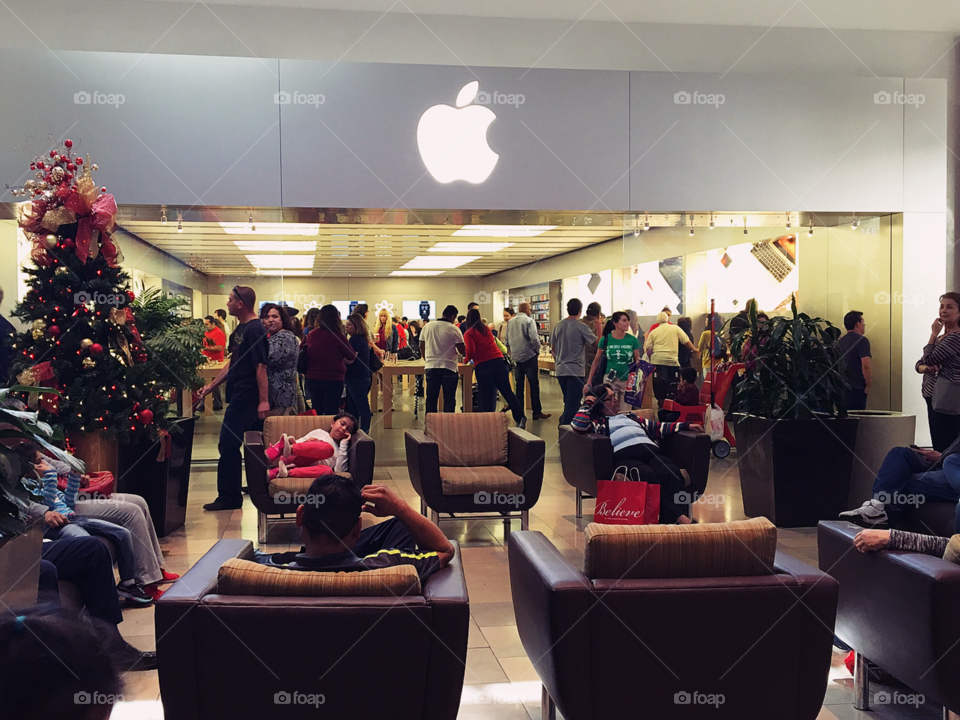 Apple store at North Star Mall San Antonio