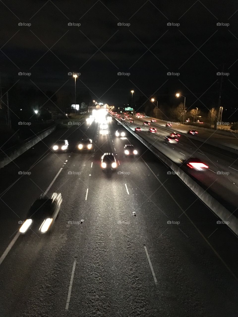 Night time freeway traffic