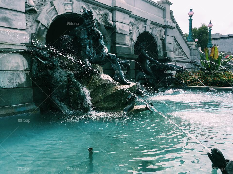 Magical fountain in Washington DC.
