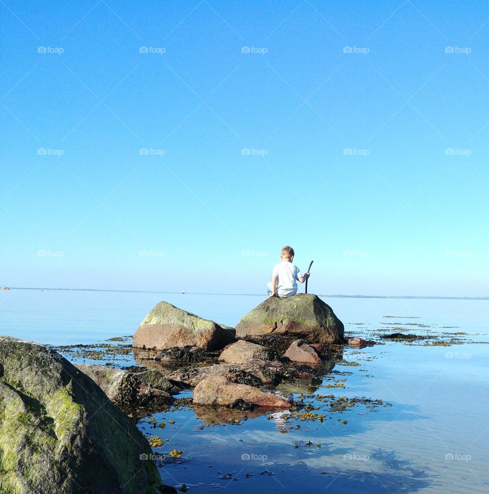 summer still ruhe warm water stone Steine relax sky blue rock sun memory travel nature beach