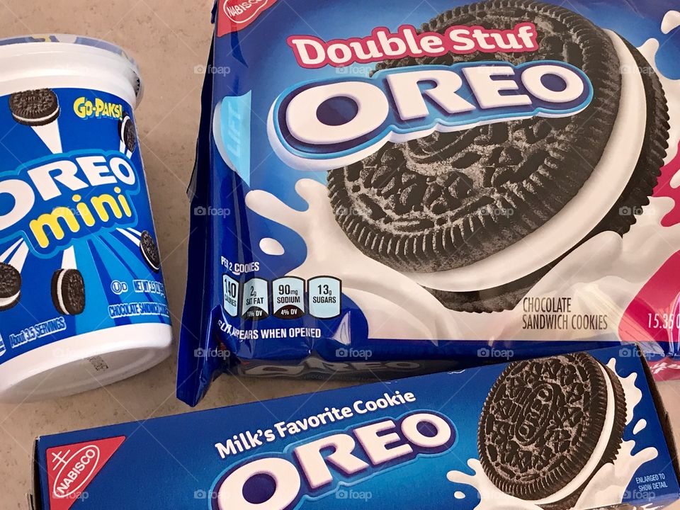 Oreo mini double stuf in package flat lay 