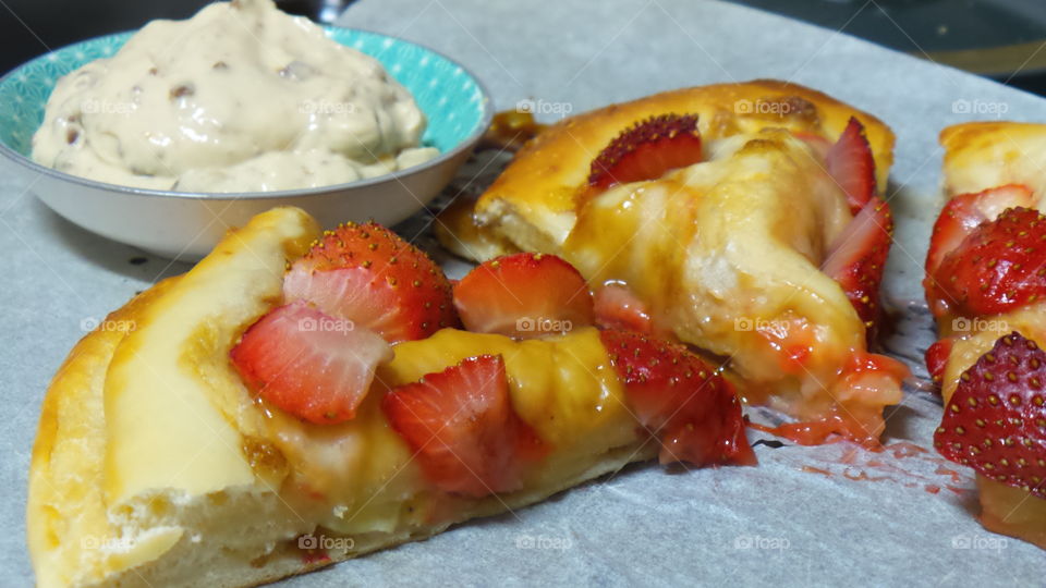 dessert pizza