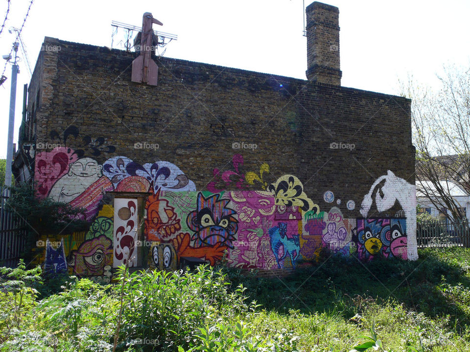 graffiti wall grass london by ericmcb
