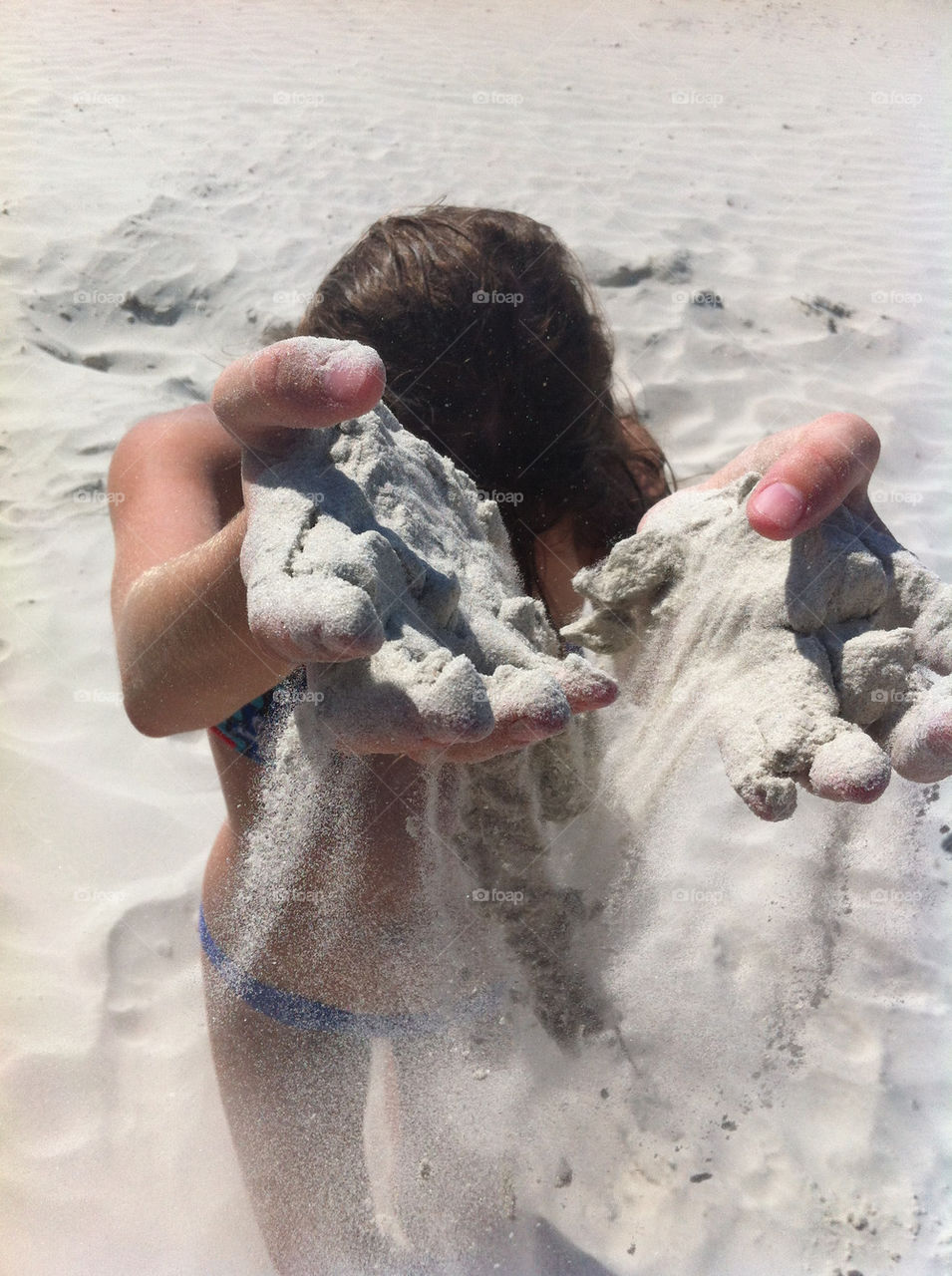 beach girl summer hands by chloeisthebomb