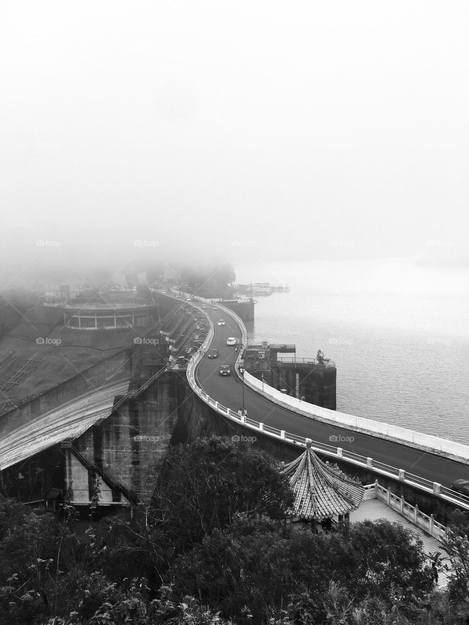 Architecture and road in black and white 