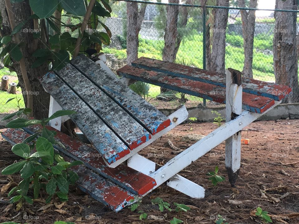 Barbados picnic table 