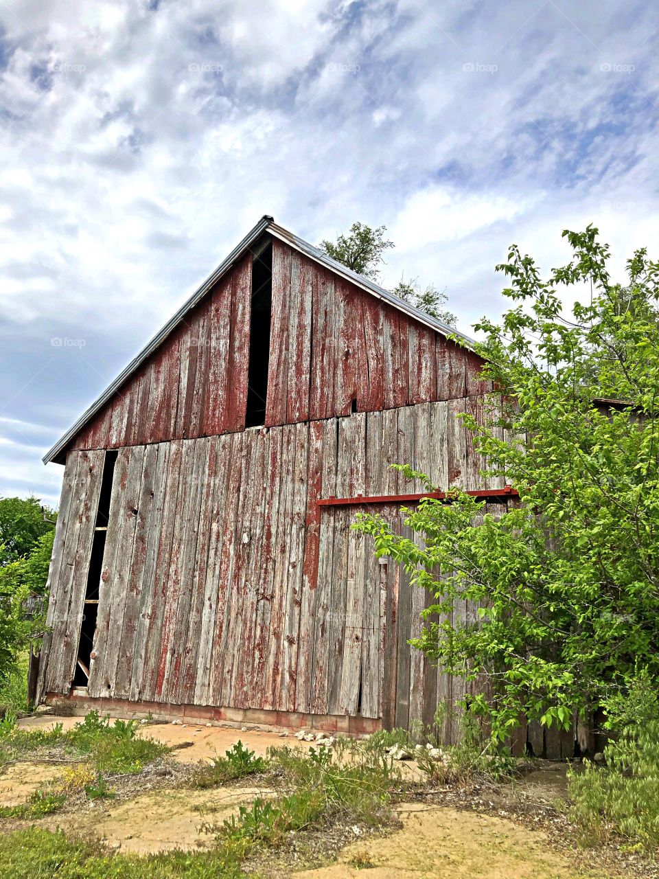 Mr lonely barn