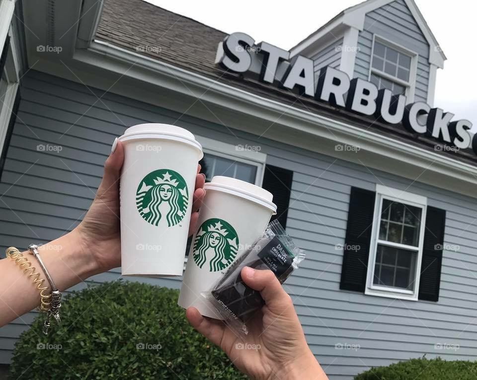 Starbucks and friends 💎