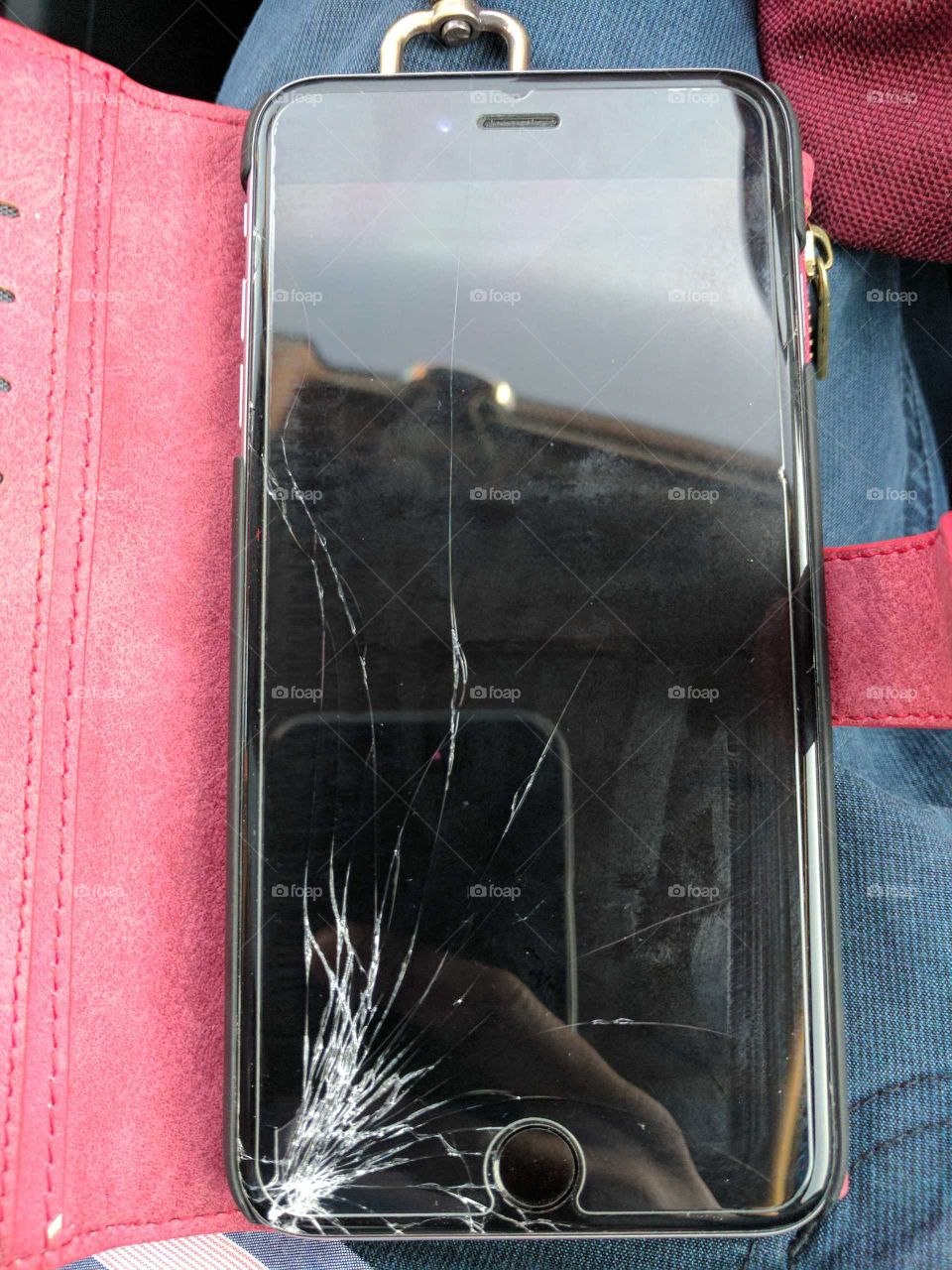 broken iPhone 6 plus