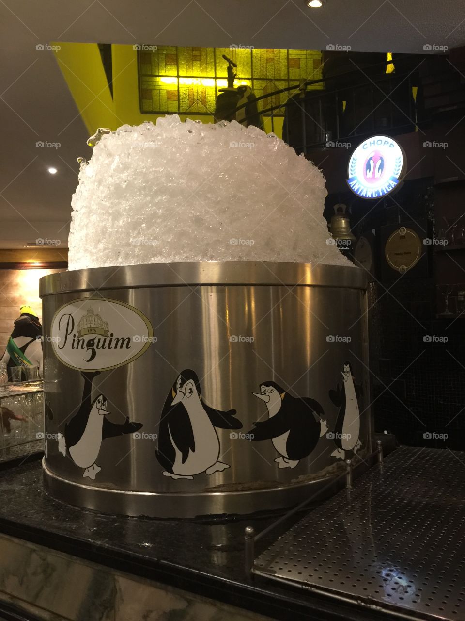 Chopp no Pinguim.... gelo pra aquecer o happy!!! Ribeirão Preto terra do chopp.iceberg 