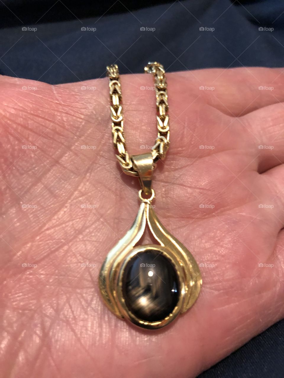 18K Gold And Black Sapphire 