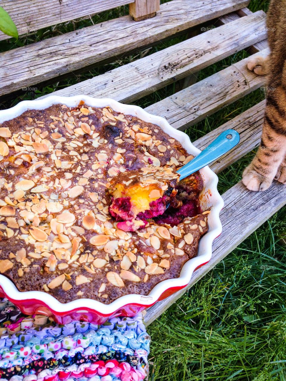 raspberry and almond pie