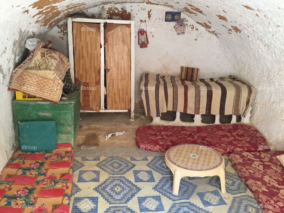 Chambre d’ami dans une maison Troglodyte, désert de Matmata En Tunisie