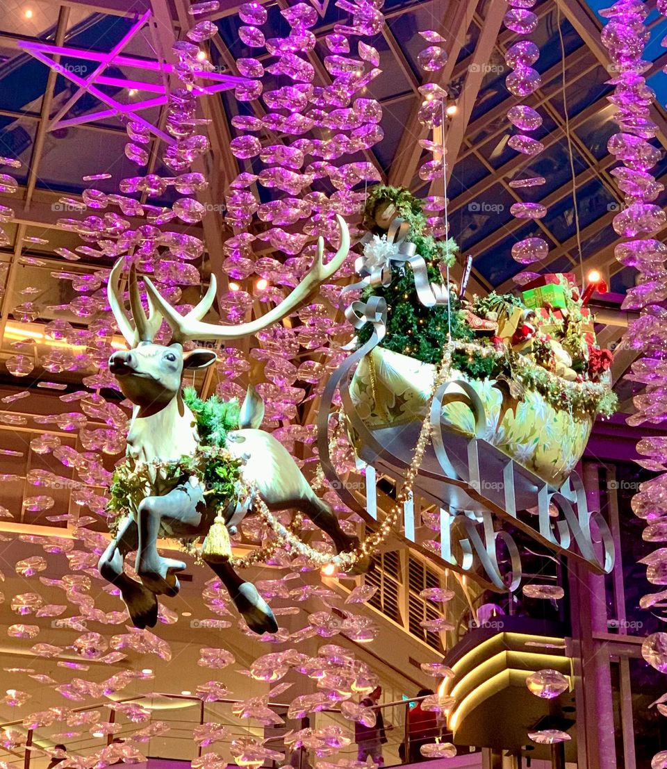 Christmas sleigh with Gifts