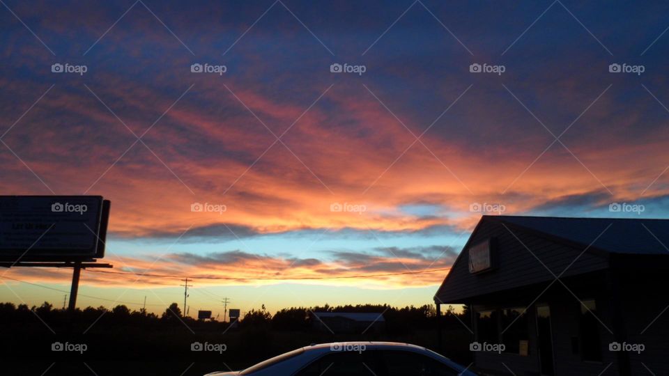 When night begins to fall 