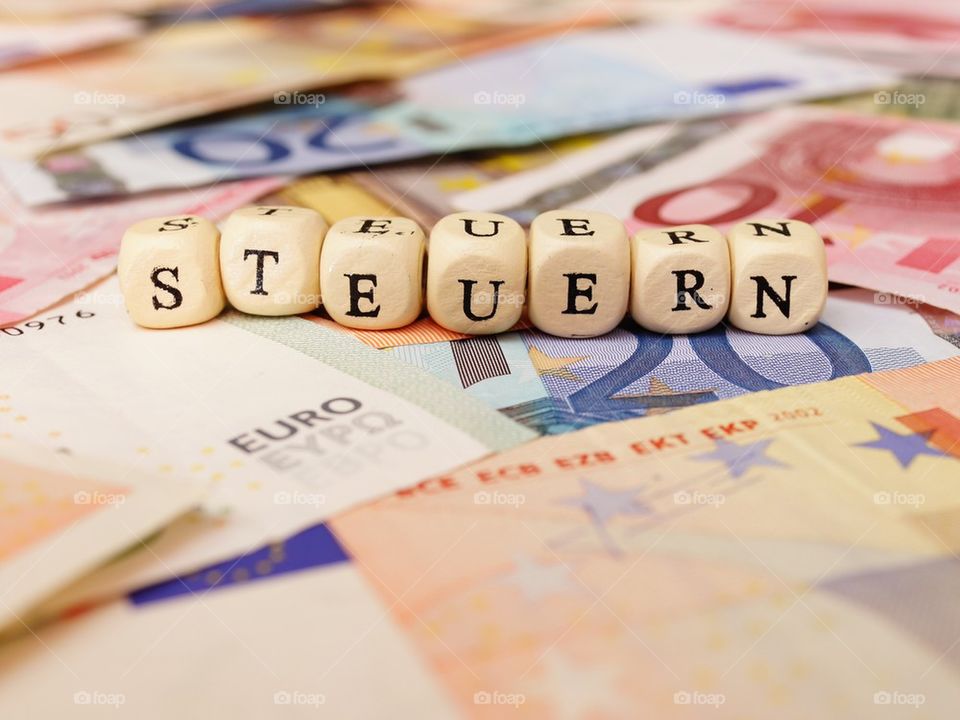 Steuern