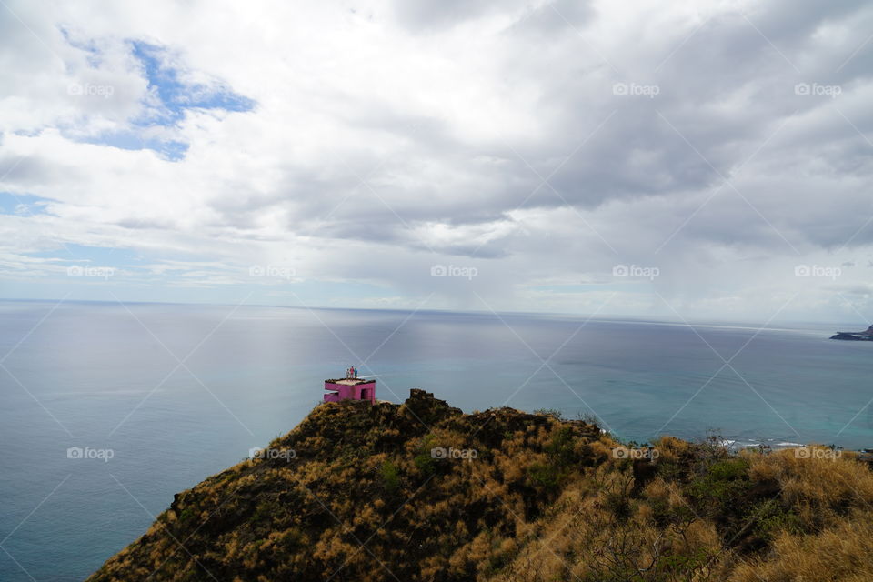 Breast cancer awareness pillbox in Hawaii! Local hiking spot and beautiful overlook 