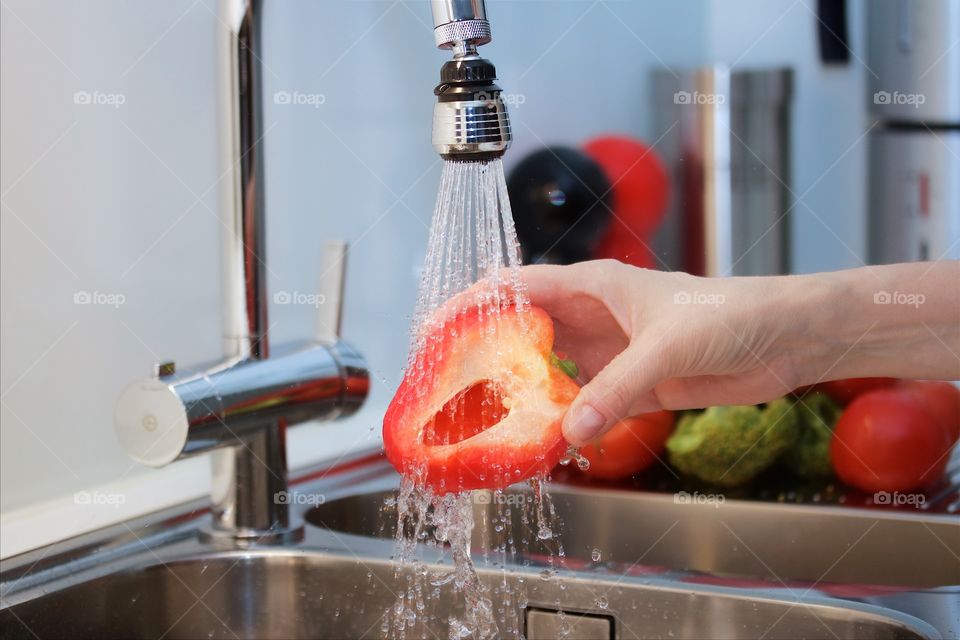 rinsing half a pepper