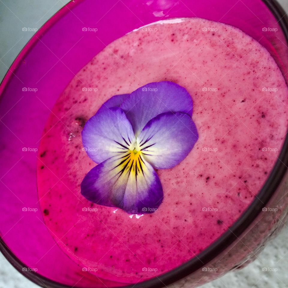 smoothie. Smoothie with flower