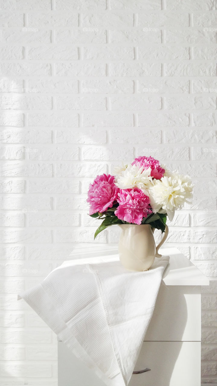 Minimalistic. Bouquet of beautiful peonies 