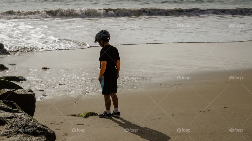 Kids and ocean 