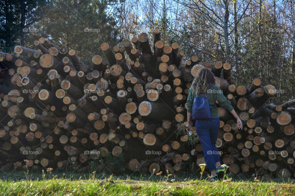 cut wooden beautiful texture and person