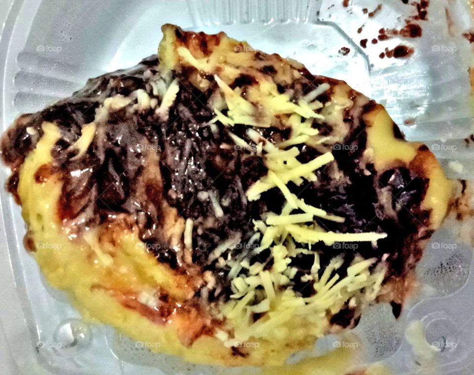 Pancong cake in jakarta. frist eat very yummy😍
Make it a chocolate, milk, cake.  #cake pancong ig: @dianuralamsyah