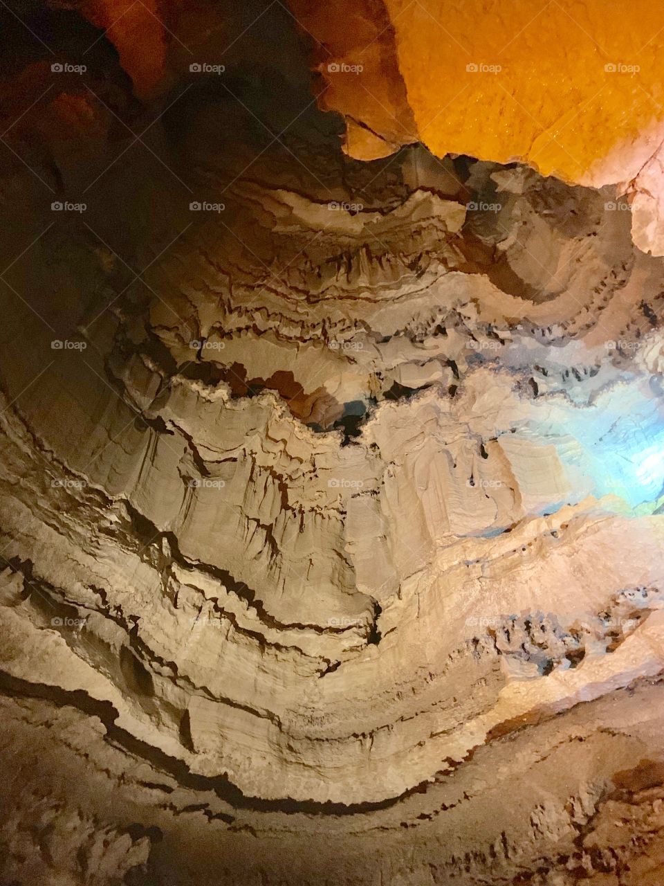 Mammoth cave domes and drip stones