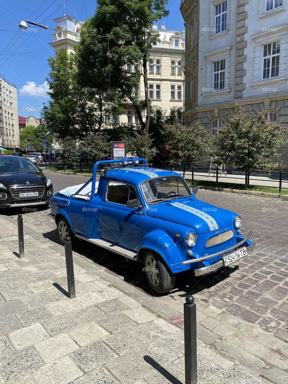 Old blue car in Lemberg 