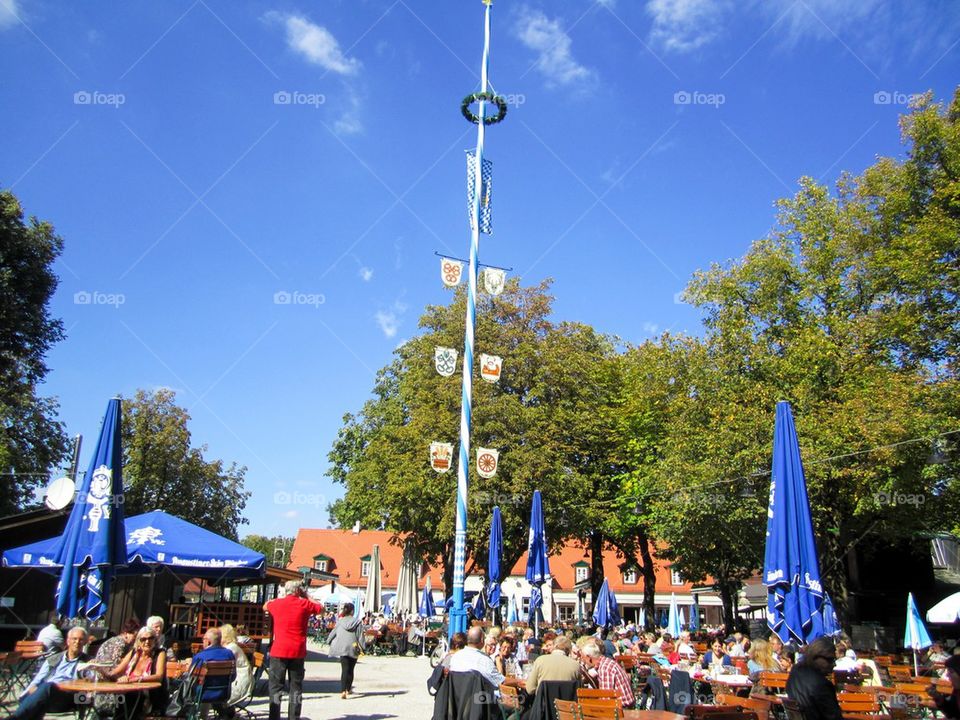 Hirschgarten may pole