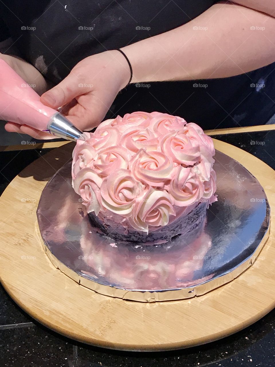 Baking cake 