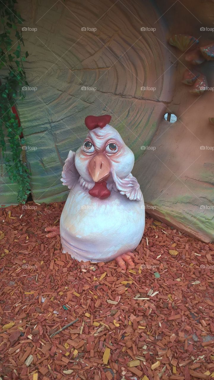 chicken statue