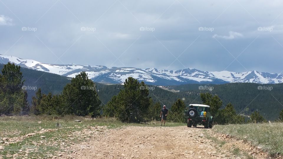 Lunch time above tree line.