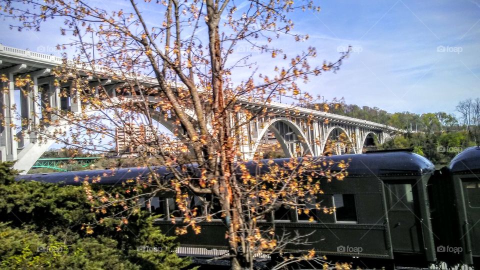 Henley street bridge and three rivers rambler train