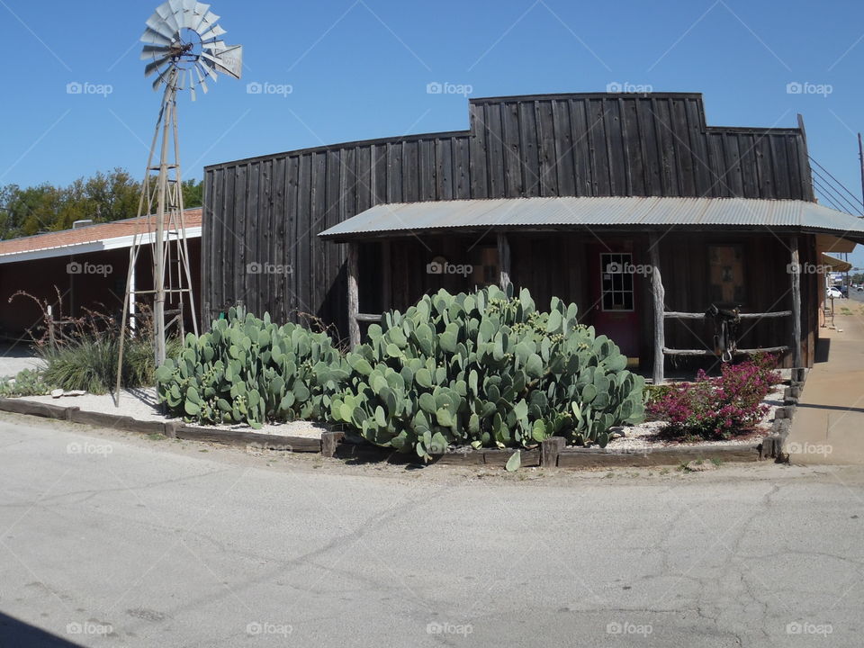 old west scene. This is a picture I took of a old store that is very original. 👣 🚶 🏃 🔥 💨