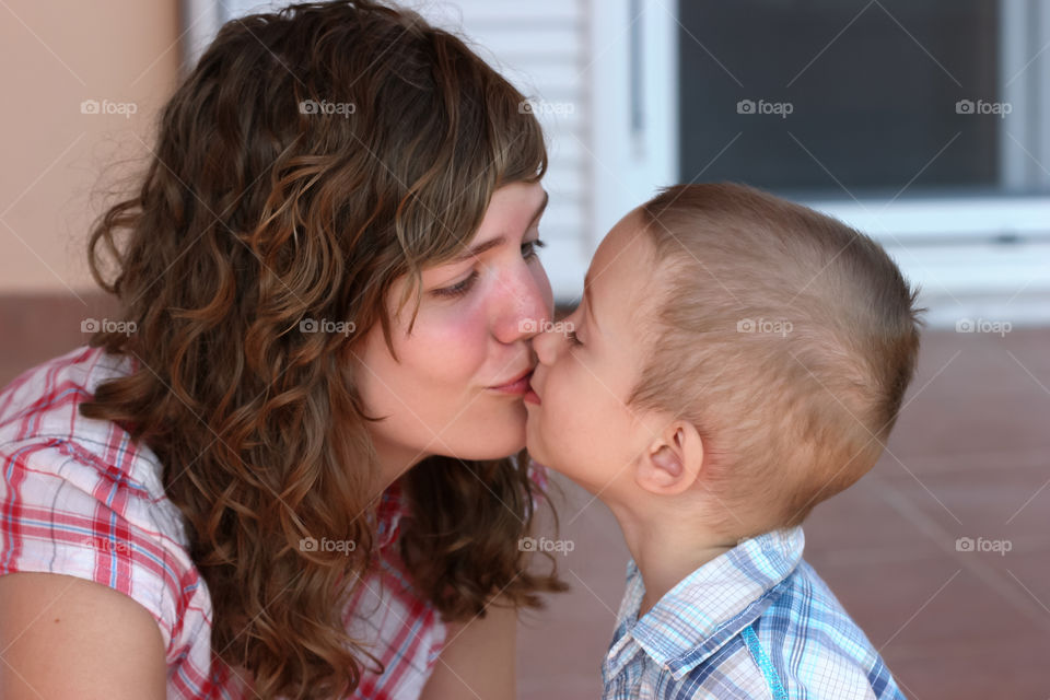 aunt's kiss