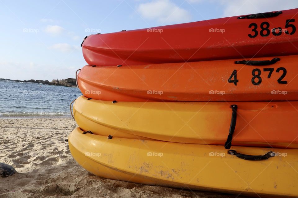 Colourful kayaks 