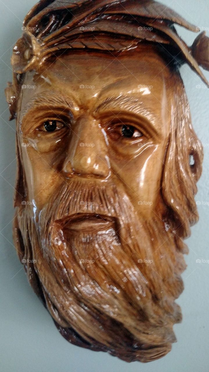 King Leer Wood Carving