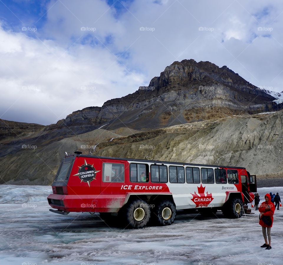 Ice Explorer Coach