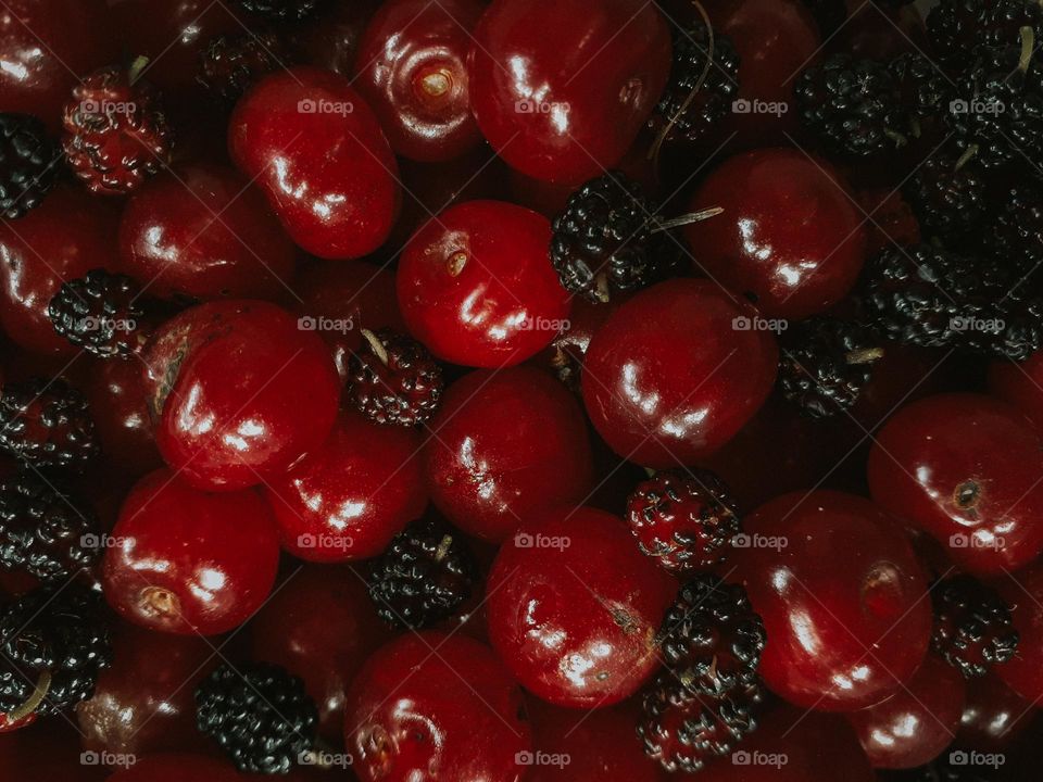 Cherry - вишні