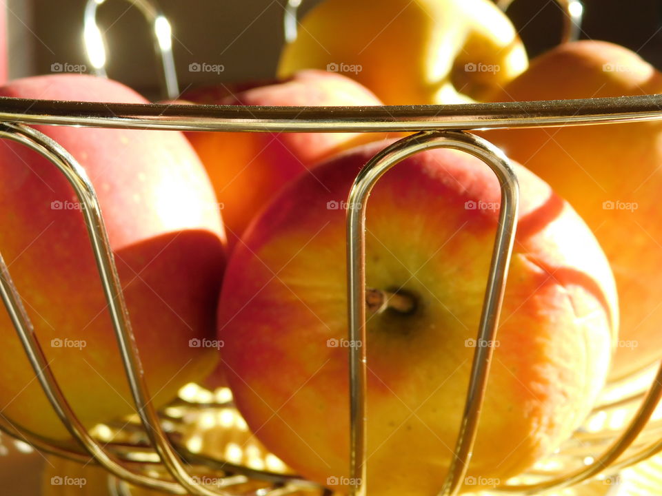 One apple a day keeps the doktor away