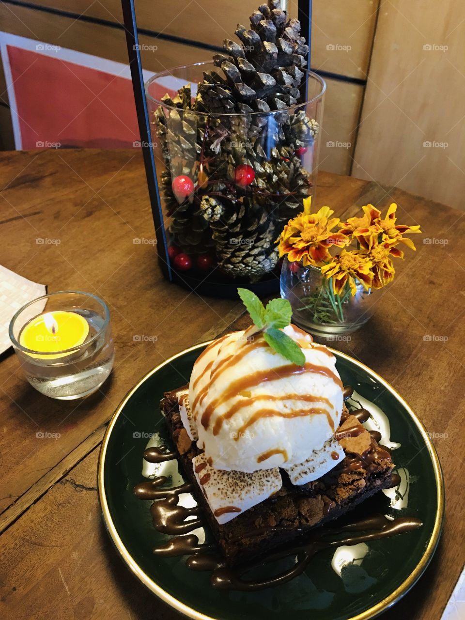 Smore’s Brownie with Vanilla Ice Cream on the top