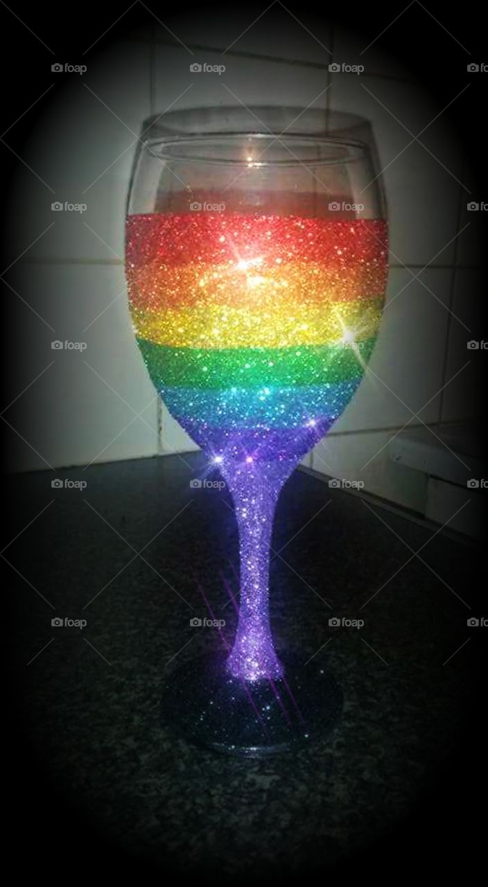 rainbow glitter wine glass