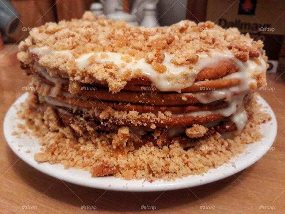 Russian dessert: Medovik cake