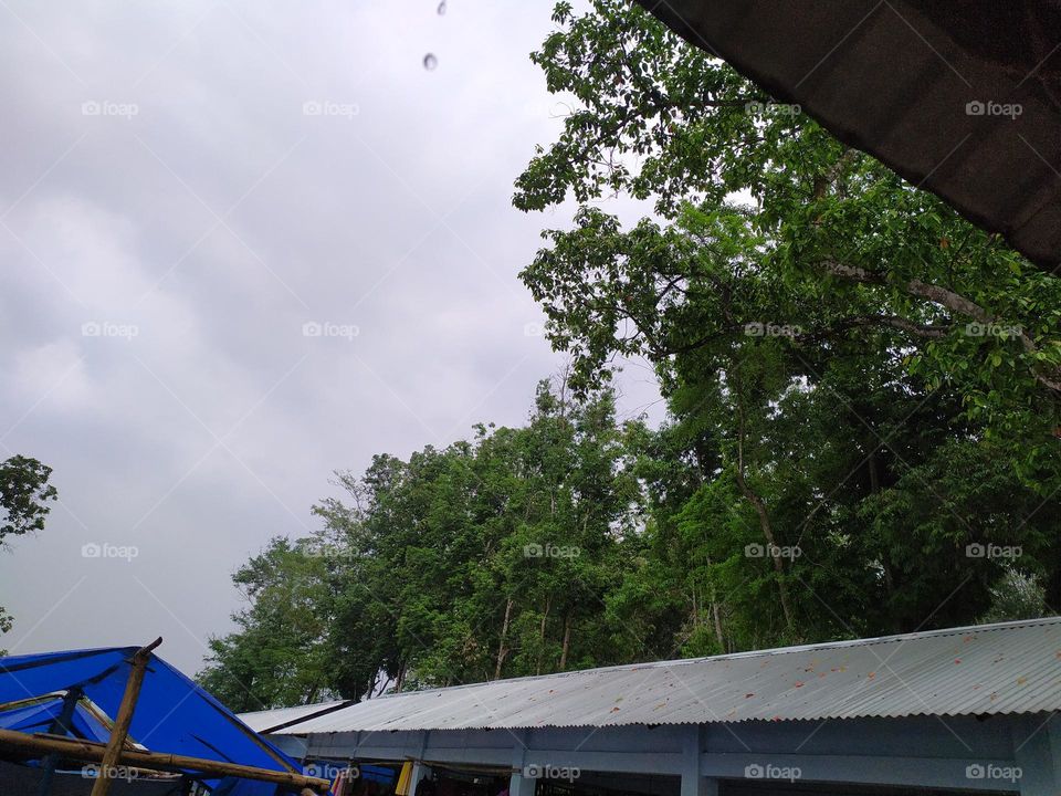 cloudy sky about to rain